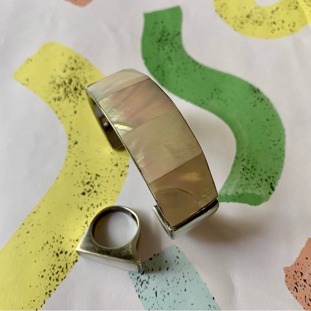 Mother of Pearl Inlay Cuff Bracelet Silver Statement Ring Set - Picture 10 of 12